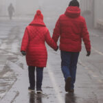 meteorologii anunta vreme mai calda decat de obicei vor fi maxime de 14 grade ceata si vant in mai multe zone 693ea689ecdf3