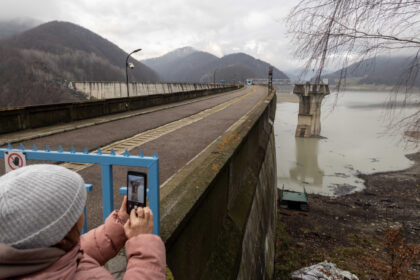 ministrul energiei am decis sa folosim capacitatile disponibile de la ce oltenia si hidroelectrica 69306551605c3