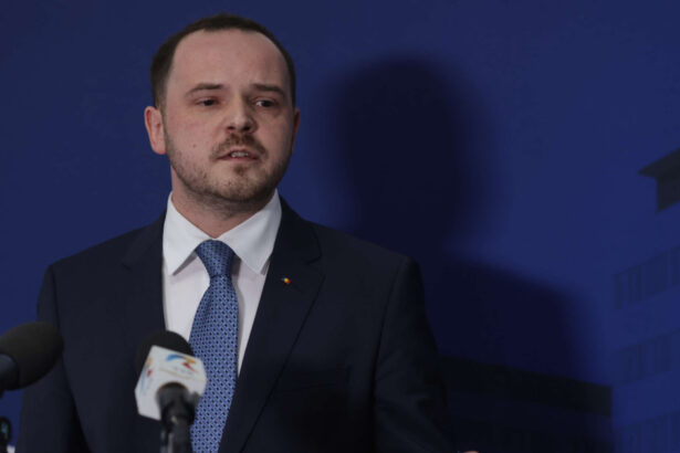 ministrul rogobete anunta ca marti se va sti daca bacteria din instalatia de la spitalul pentru copii din iasi a fost eliminata 693dc5a006f7d