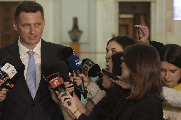 mircea abrudean nu e bine pentru romania ca vreun partid sa nu mai fie in coalitie e semnal de instabilitate politica 6936fe0420dbf