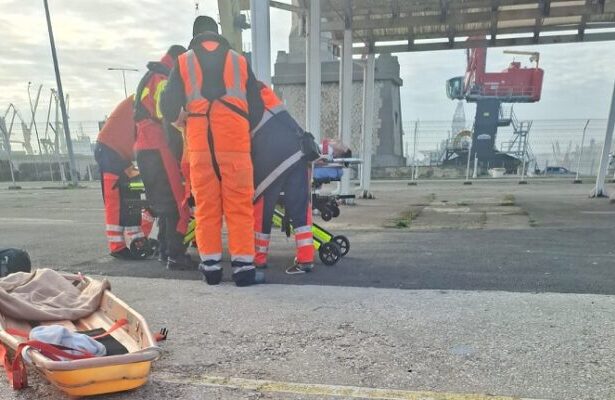 misiune medevac interventie de urgenta pe mare pentru salvarea unui navigator 6939e79f996e5