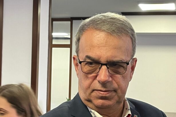 motivul pentru care vergil chitac nu a fost prezent la sedinta in care s a discutat despre compensarea taxei de 200 de lei 693027ac91f16