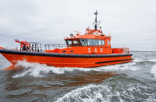 nava sar artemis in misiune medevac in zona de ancoraj a portului constanta 6932caab3496d