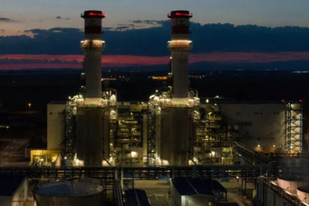 news alert sedinta de urgenta dupa ce o centrala care asigura 10 din productia tarii s a inchis criza de apa a oprit generarea energiei surse 692ee2b5be4f8