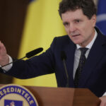 nicusor dan despre afirmatia ca romania e o tara corupta si cand te duci la medic iti spune sa te astepti ca tratamentul va dura 6930517a7ae27