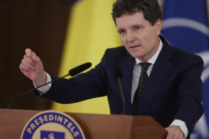 nicusor dan despre afirmatia ca romania e o tara corupta si cand te duci la medic iti spune sa te astepti ca tratamentul va dura 6930517a7ae27