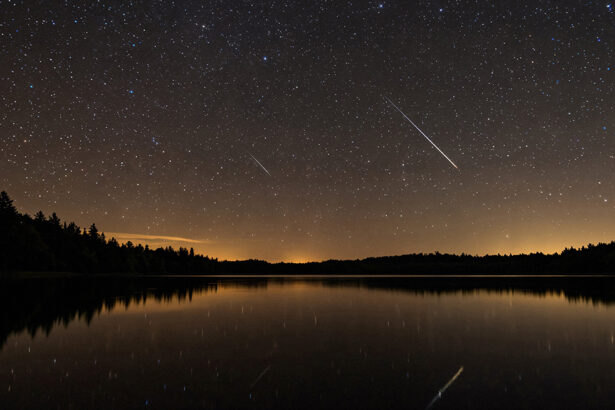 ochii spre cer ultimul spectacol astronomic din 2025 geminidele aduc 120 de meteori pe ora lenti si foarte luminosi 693d8b592ddd2