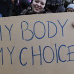 parlamentul european a votat dreptul la avort garantat in toate tarile membre ce se intampla mai departe si cum au votat alesii romani 6942d92c2f625