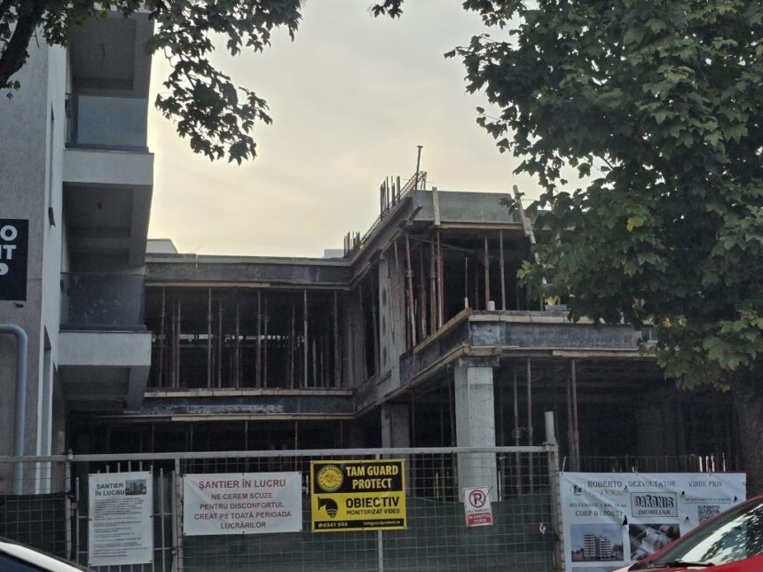 pasata va amenaja o parcare pentru turnurile pe care le a ridicat pe bulevardul 1 mai 69491ba2011ed