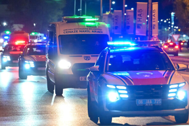 peste 100 de persoane arestate in turcia politia membrii ale gruparii stat islamic care planuiau atacuri de craciun si anul nou 694d9e8c346f0