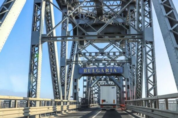 podul giurgiu ruse va fi deschis traficului in ambele sensuri de sarbatorile de iarna 693d63803e7ac