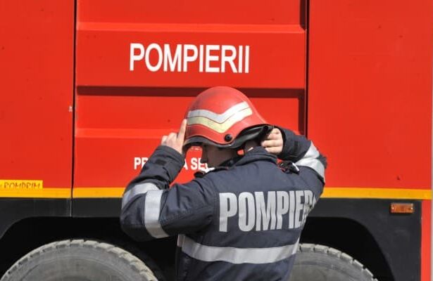 pompierii in alerta a luat foc o casa in murfatlar 694015a47a347