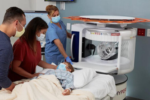 premiera in romania primul rmn mobil functioneaza la iasi investigatii imagistice direct in sala de operatie si in terapie intensiva 69330bd26bc30