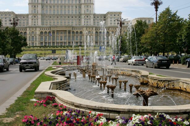 primaria capitalei vrea sa introduca o taxa speciala pentru turistii care vin in bucuresti 69459972641e1