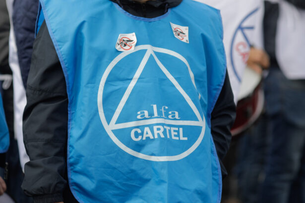 protest la palatul cotroceni sindicalisti din patru confederatii cer medierea presedintiei in contextul politicilor de austeritate 6943ad3c45d45