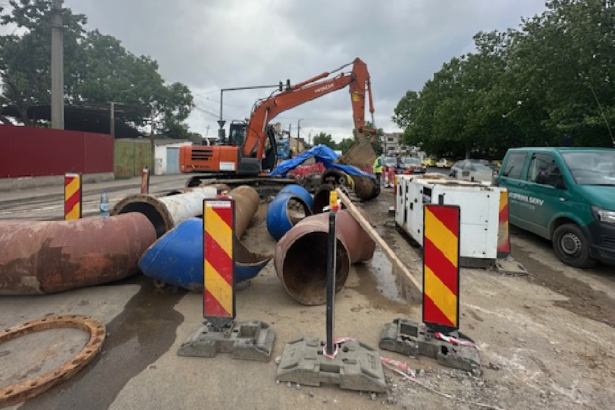 revine apa in tomis nord echipele companiei raja sa au terminat interventia pentru remedierea avariei 694ac8682d1af