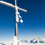 risc de avalanse in carpatii meridionali in perioada 25 27 decembrie grosimea stratului de zapada la munte 694d62cb6b5fe