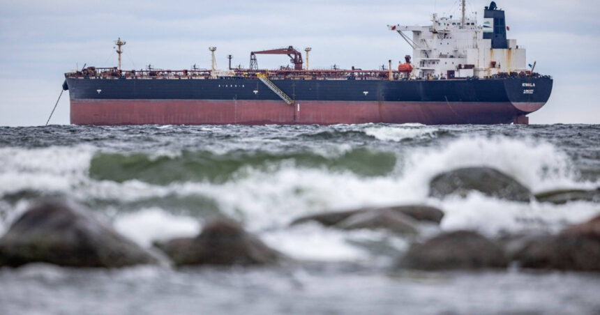 rusia si a pierdut pozitia de principal furnizor de petrol al chinei statele care l au pus pe putin pe locul doi 69374a454a73e