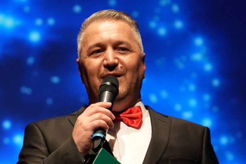 scena redactie si excelenta culturala valentin ispas actorul din spatele unei gale memorabile 6945ea4d6ee38