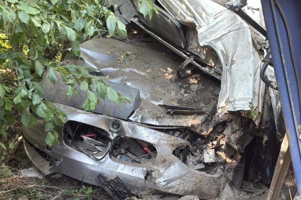 se reia judecata in dosarul soferitei incepatoare care a sarit cu masina de pe pod unchiul ei a murit 69487622df941