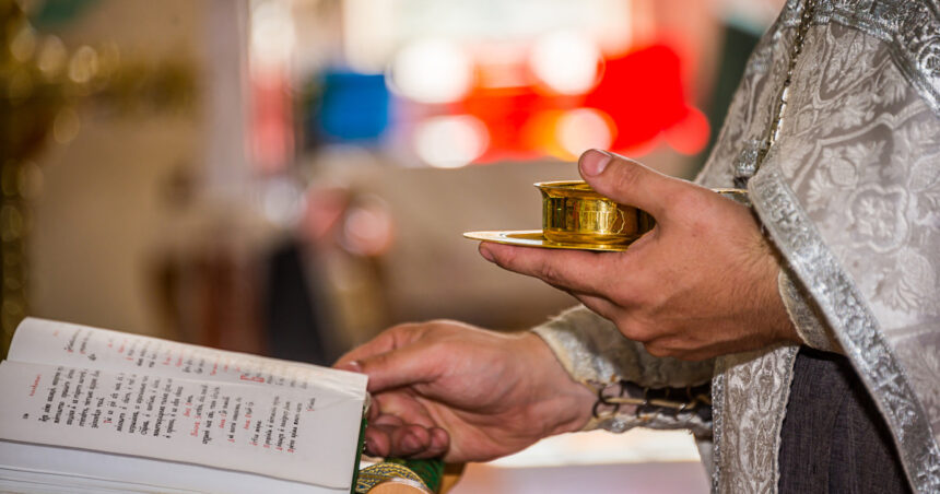 sfanta mucenita filofteia 2025 sarbatoare cu cruce rosie in calendar ce obiceiuri trebuie sa respecte credinciosii pe 7 decembrie 69351ebd7f265