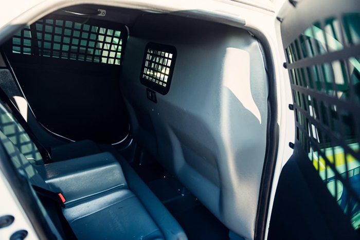 sofer din harsova arestat o luna pentru toate belelele a condus beat cu permisul suspendat o masina cu numere false 69380d39cb592