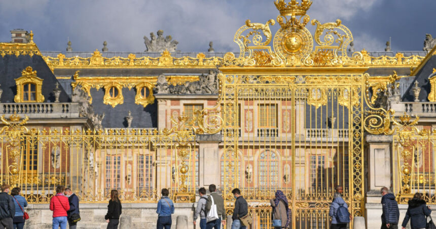 taxe mai mari la marile muzee din franta dupa luvru si versailles introduce tarife diferentiate pentru vizitatorii din afara europei 69392844bb6f1