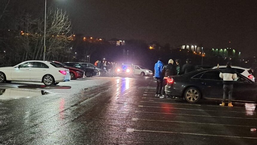 un barbat beat mort retinut de oamenii legii pentru ca facea drifturi in portul tomis 6932ca7078b75