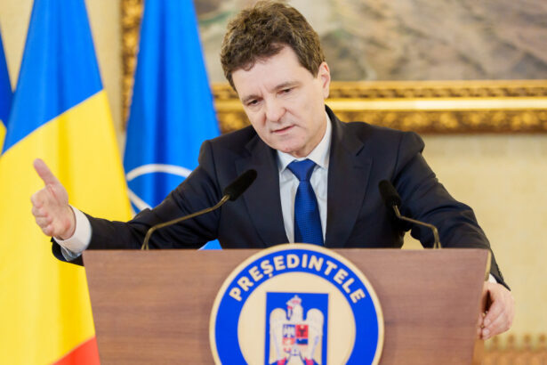 un grup de parlamentari cere suspendarea presedintelui nicusor dan dupa anuntul despre referendumul in justitie 6948204c6f317