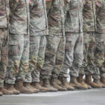 un tanar soldat de la unitatea militara din deva a fost gasit impuscat in cazarma ancheta preluata de parchetul militar 694986eaf3dae