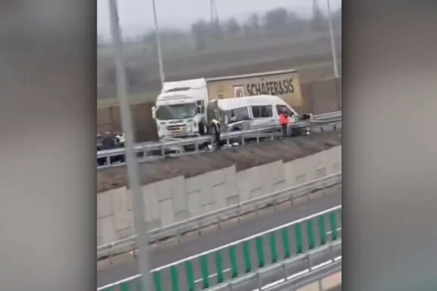 video accident pe noul tronson al autostrazii moldovei in prima ora de la deschiderea circulatiei 694a8e933ea59