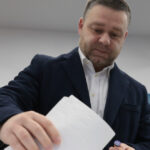 video alegeri bucuresti 2025 ciprian ciucu este foarte important ca fiecare sa vina si sa voteze 693537877240e