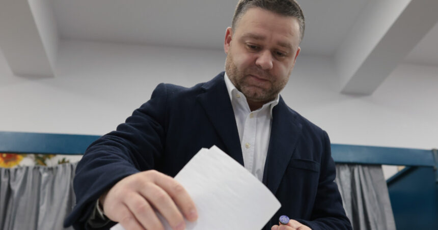 video alegeri bucuresti 2025 ciprian ciucu este foarte important ca fiecare sa vina si sa voteze 693537877240e