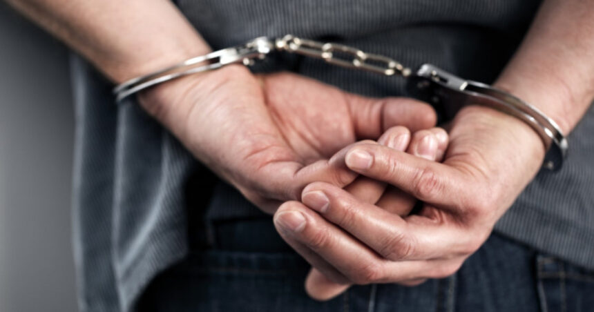 video barbat din capitala retinut de patru ori dupa ce a rupt bratara electronica si si a amenintat fosta iubita el avea ordin de protectie 69395d006e481