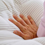 video concurs de lenevit in china un barbat a fost incoronat cel mai lenes om din lume dupa ce a stat intins pe saltea 33 de ore 6936f41c98d34