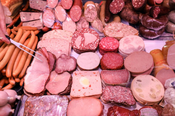 video consiliul concurentei analizeaza problemele pe care fermierii romani le au in comercializarea carnii de porc 694947db308c1