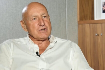 video cum isi comunica romania atuurile bogdan enoiu cu cat o tara e mai departata de noi cu atata imaginea noastra e mai buna 6932bb05e2f97