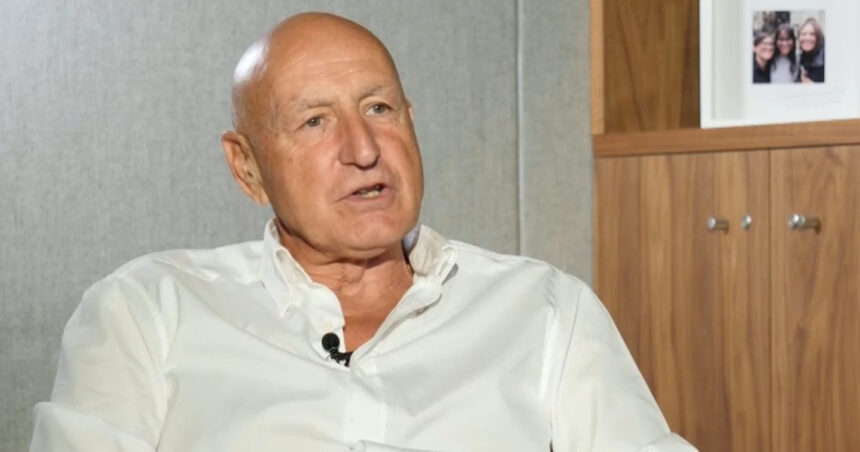 video cum isi comunica romania atuurile bogdan enoiu cu cat o tara e mai departata de noi cu atata imaginea noastra e mai buna 6932bb05e2f97