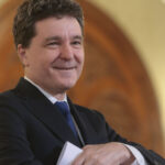 video cum poate fi suspendat presedintele nicusor dan opozitia strange semnaturi ne e greu avand in vedere ruptura din sos si pot 694a994f0756a