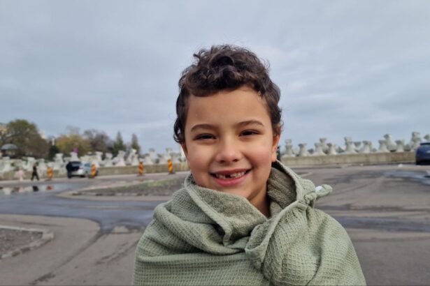 video el este vladimir cel mai curajos romanas din judetul constanta micutul a sarbatorit 1 decembrie in apa marii alaturi de tatal sau 692d84aab7c85