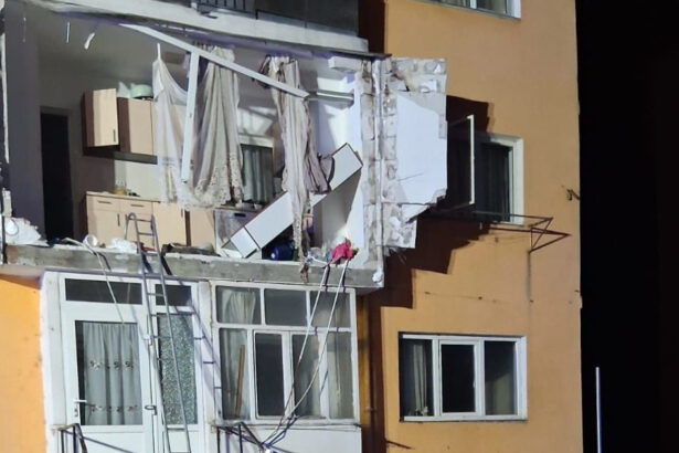video explozie intr un bloc din bihor o femeie a fost ranita grav 69391dba831ae