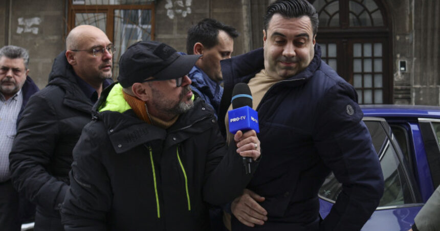 video fostul ministru razvan cuc inregistrat cand discuta despre mita cu seful rar cum era folosita telecomanda pentru a codifica mesajele 69430f0aa0717