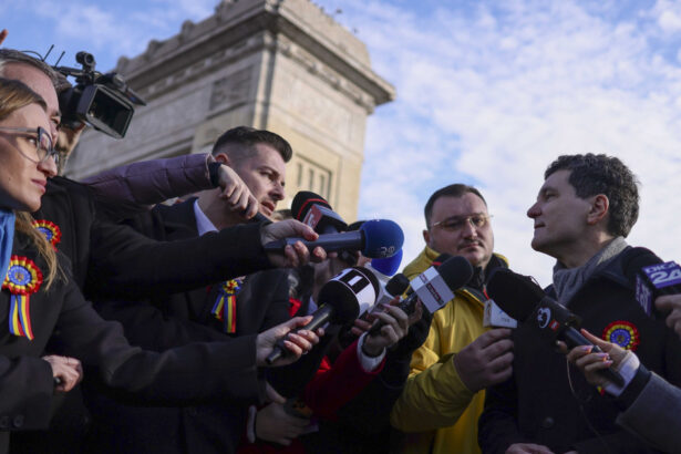 video nicusor dan intrebat despre lipsa unui sef la ministerul apararii sa nu stricam sarbatoarea nationala 692dcce7dd0a5