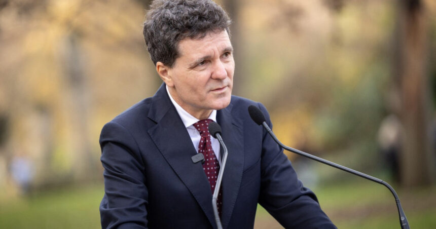 video nicusor dan metodele de intimidare a unor magistrati sunt mult mai subtile orice voce care spune lucruri esentiale trebuie protejata 6943db244b64f