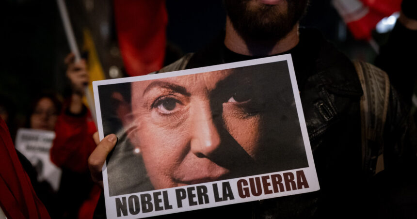 video opozanta maria corina machado reapare la oslo dupa un an de clandestinitate sustinatorii au intampinat o cu scandari de libertad 693a72c2b1def