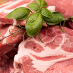 video pericolul din friptura de sarbatori la ce trebuie sa fie atenti romanii avertismentul institutului national de sanatate publica 69463eaa8c539