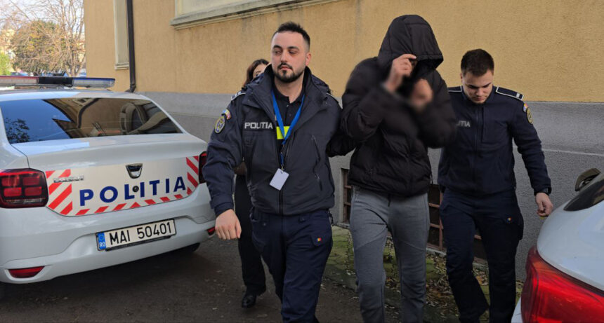 video politistul din silistea care a batut un barbat din cernavoda a fost adus in catuse la instanta 693a8d05be285