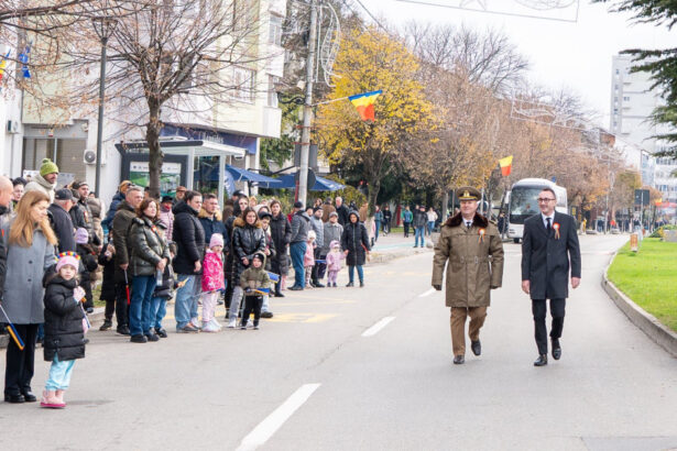 video prefectul si subprefectul de olt au fost plasati sub control judiciar cei doi ar fi tras cu arma intr un poligon al armatei surse 694bd202b2da2