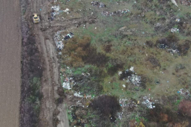 video primarie din bihor prinsa in premiera de drona garzii de mediu cum ingropa ilegal deseuri a fost amendata cu 70 000 de lei 693d5f9162cf6