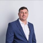 video primarul comunei lipnita nicolae florin dinu si a anuntat demisia din functie am luptat ani la rand cu morile de vant nu plec din orgoliu si nici din slabiciune plec cu inima grea dar impa 69452e1db1307